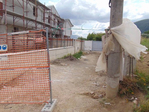 casa indipendente in vendita a San Felice a Cancello