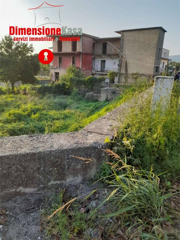 intera palazzina in vendita a San Felice a Cancello