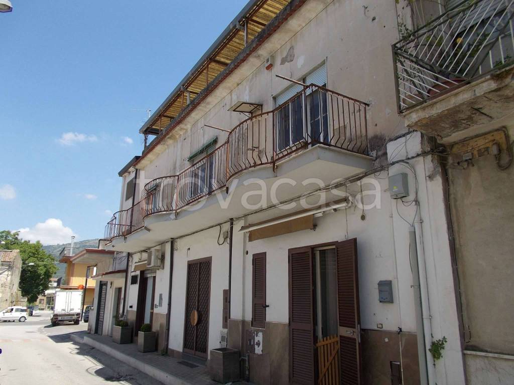 casa indipendente in vendita a San Felice a Cancello
