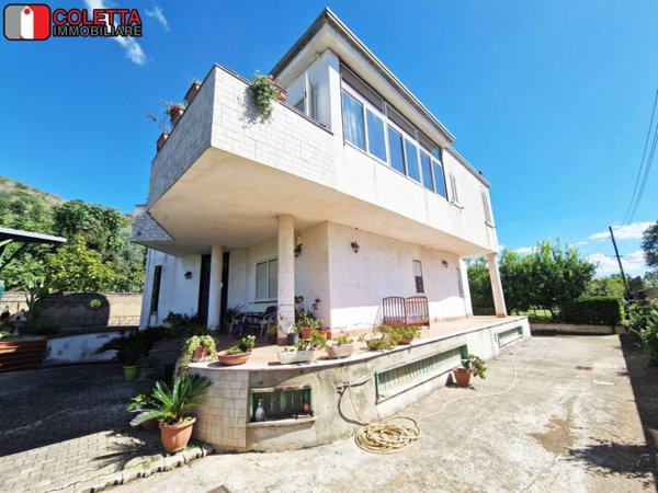 casa indipendente in vendita a San Felice a Cancello in zona Cancello