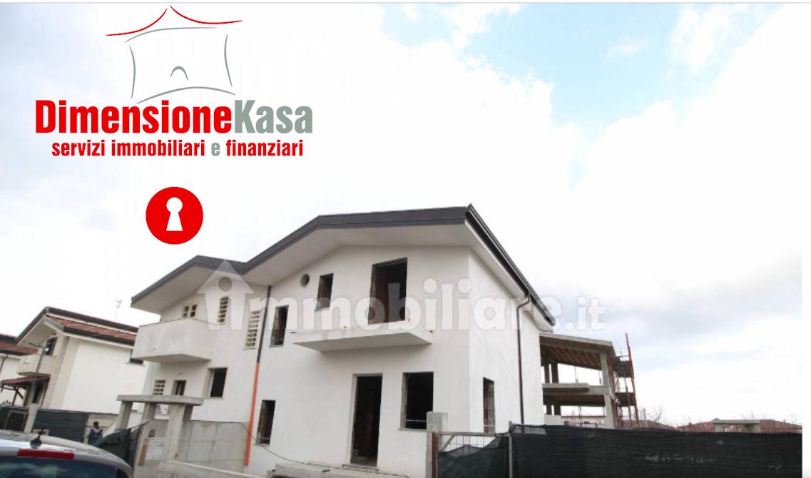 casa indipendente in vendita a San Felice a Cancello in zona Cancello