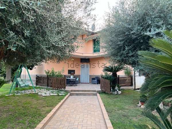 casa indipendente in vendita a San Felice a Cancello