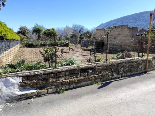 casa indipendente in vendita a San Felice a Cancello