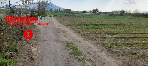 terreno agricolo in vendita a San Felice a Cancello