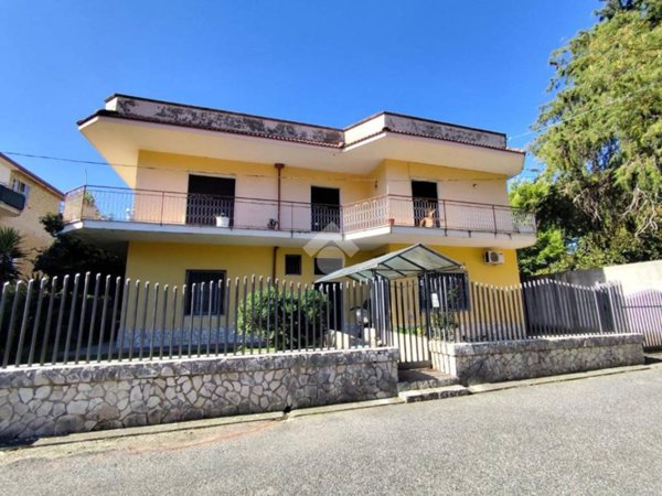 casa indipendente in vendita a San Felice a Cancello in zona Cancello