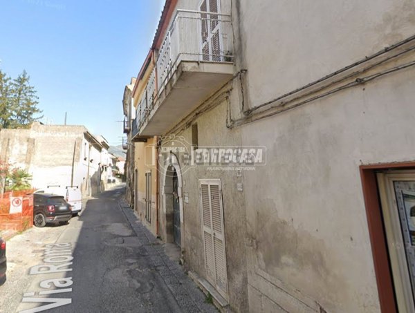 pentavano in vendita a San Felice a Cancello