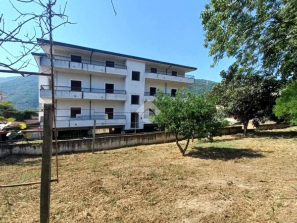 intera palazzina in vendita a San Felice a Cancello