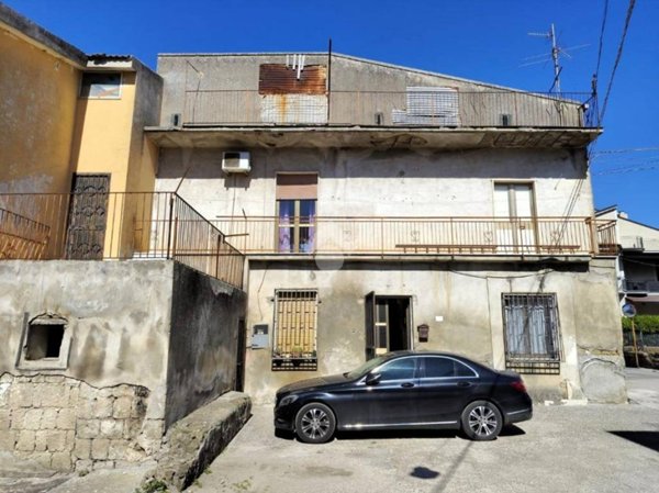 casa indipendente in vendita a San Felice a Cancello