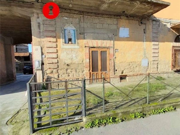 casa indipendente in vendita a San Felice a Cancello in zona Cancello