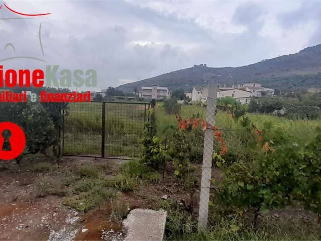 terreno agricolo in vendita a San Felice a Cancello