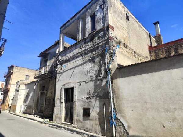 casa indipendente in vendita a San Felice a Cancello in zona Trotti