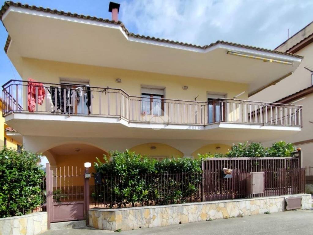 casa indipendente in vendita a San Felice a Cancello in zona San Felice