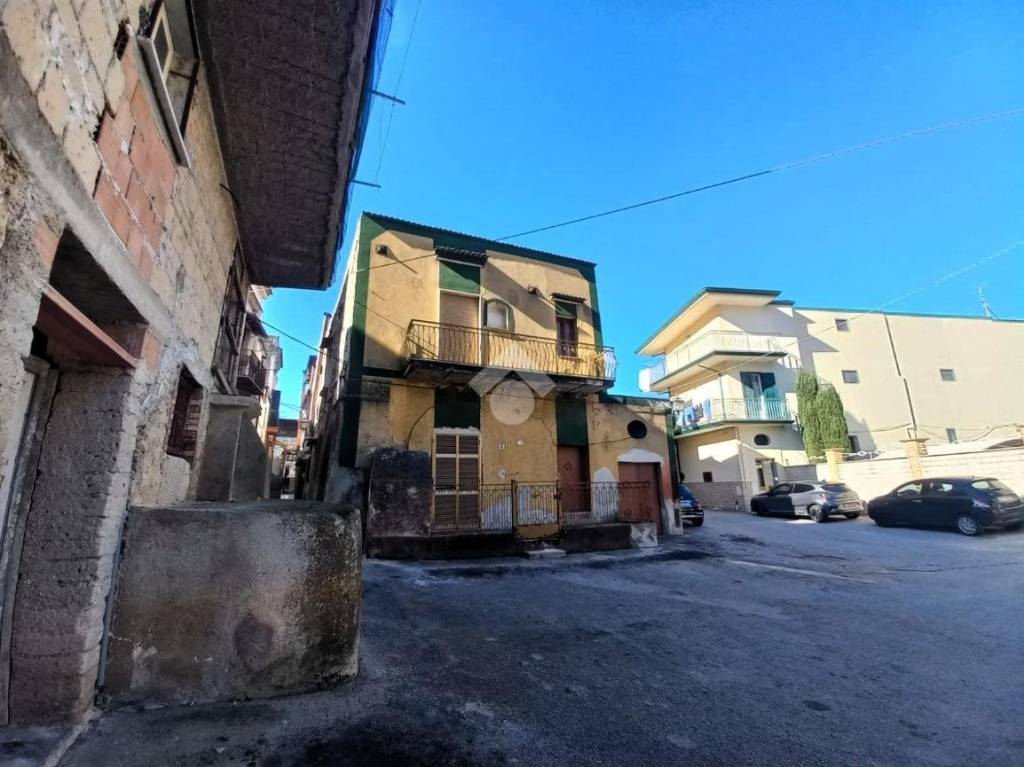 casa indipendente in vendita a San Felice a Cancello in zona Cancello