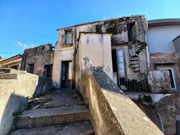 casa indipendente in vendita a San Felice a Cancello