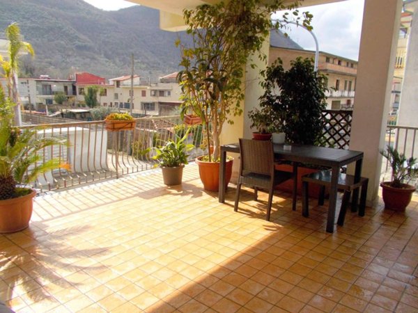 casa indipendente in vendita a San Felice a Cancello