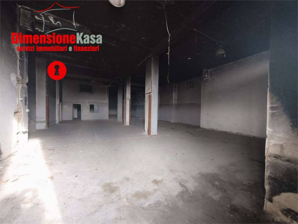 capannone in vendita a San Felice a Cancello