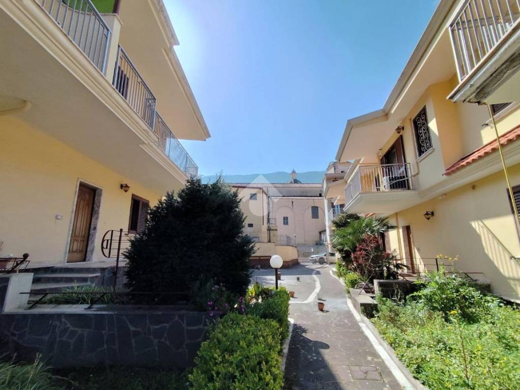 casa indipendente in vendita a San Felice a Cancello in zona Cancello