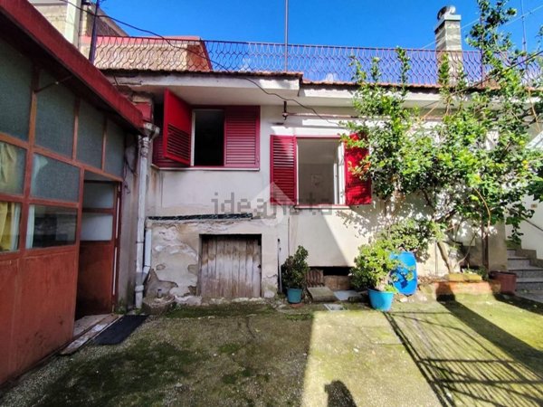 casa indipendente in vendita a San Felice a Cancello