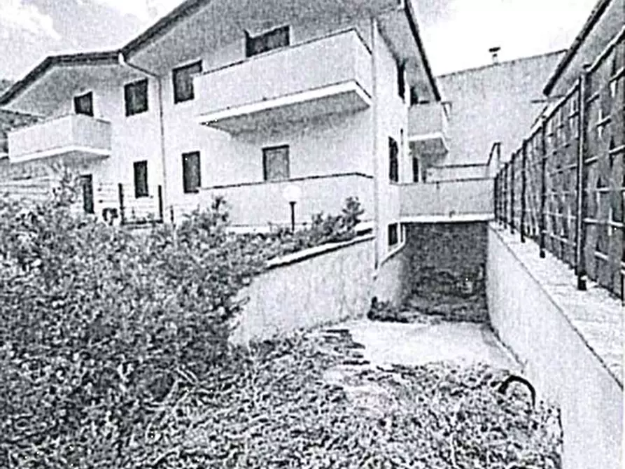 casa indipendente in vendita a San Felice a Cancello
