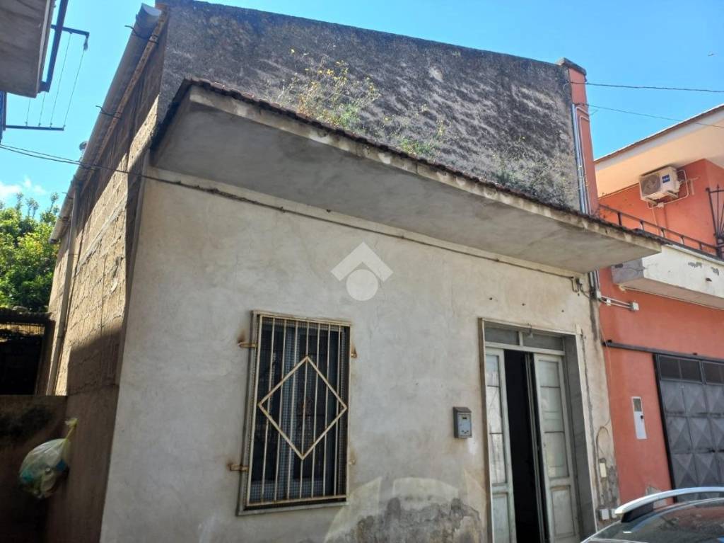 casa indipendente in vendita a San Felice a Cancello