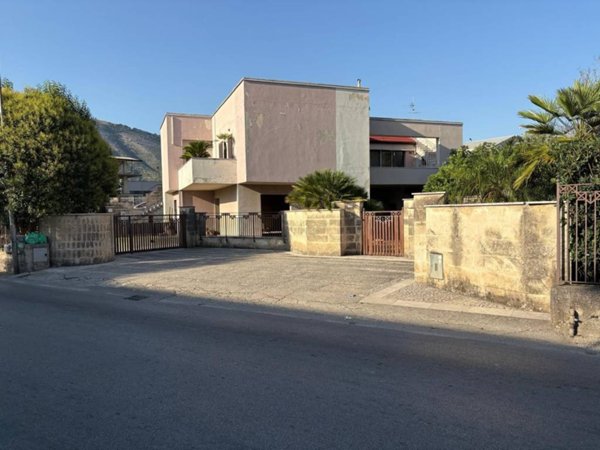 casa indipendente in vendita a San Felice a Cancello