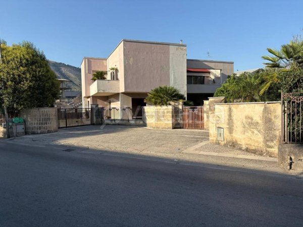 casa indipendente in vendita a San Felice a Cancello