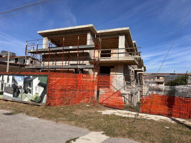 casa indipendente in vendita a San Felice a Cancello