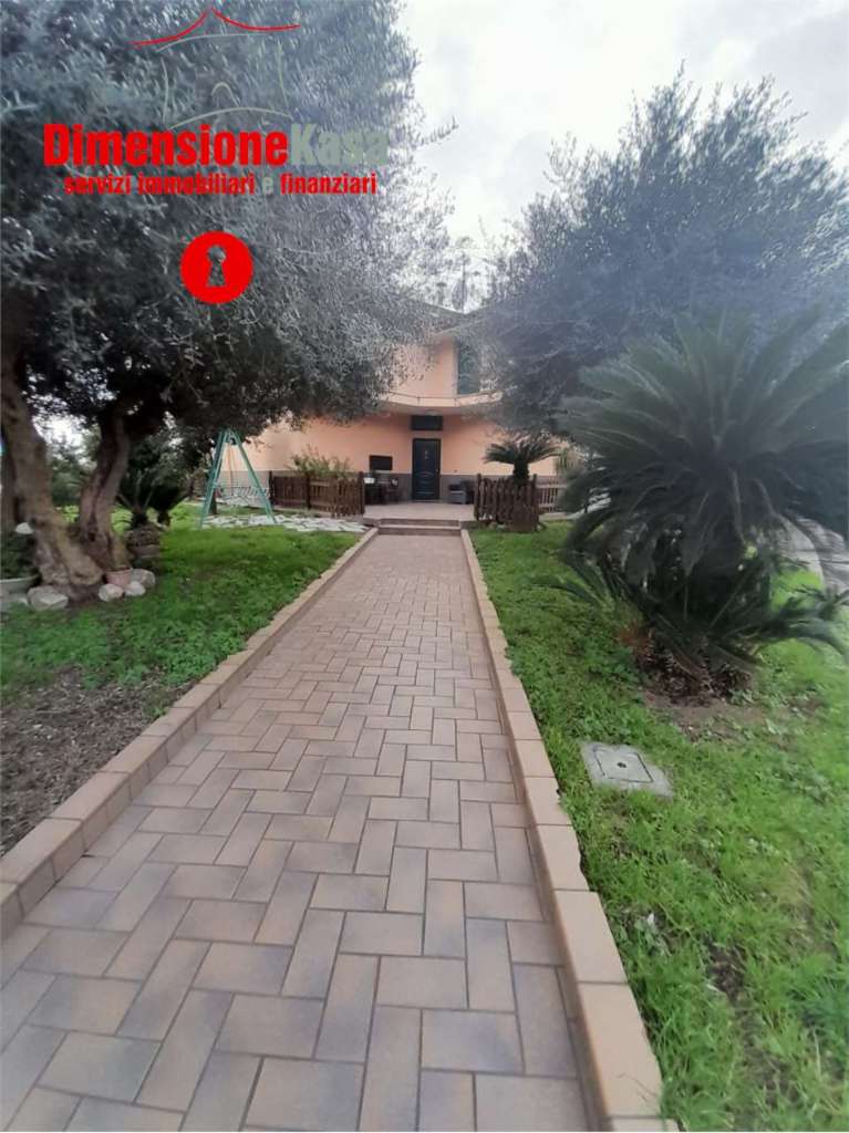 casa indipendente in vendita a San Felice a Cancello in zona Cancello