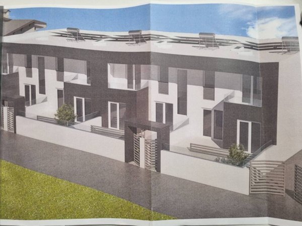 casa indipendente in vendita a San Marcellino
