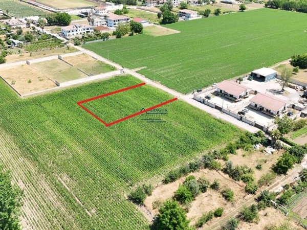terreno agricolo in vendita a San Marcellino