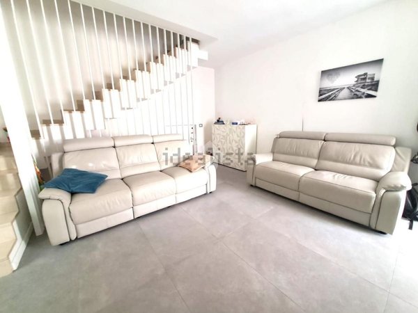 casa indipendente in vendita a San Marcellino