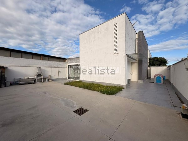 casa indipendente in vendita a San Marcellino