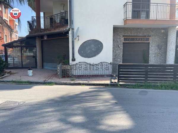 trivano in vendita a San Marcellino