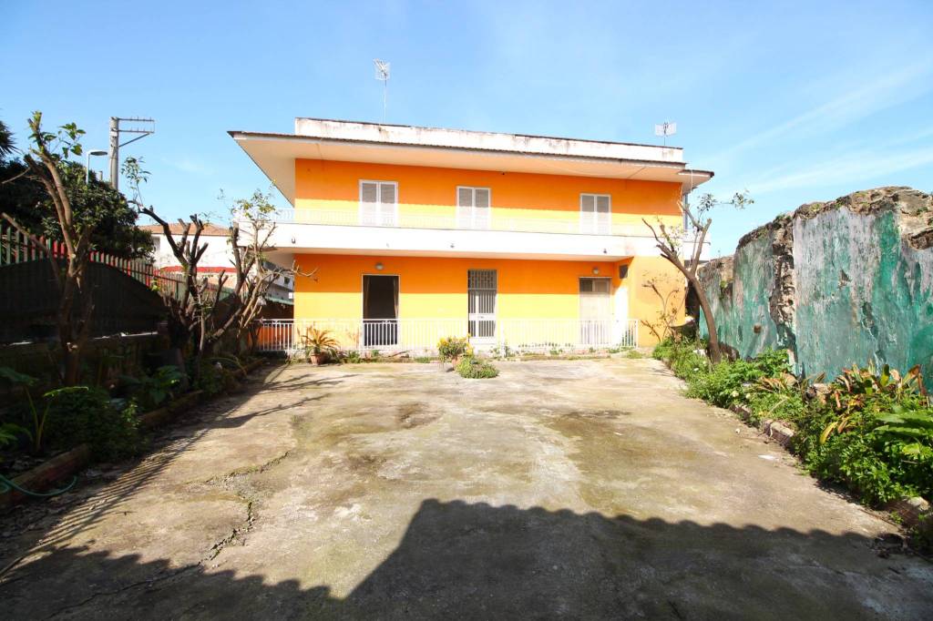 casa indipendente in vendita a San Marcellino