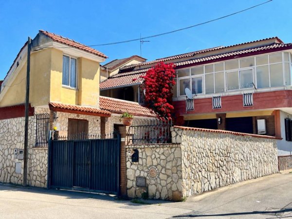 casa indipendente in vendita a San Marcellino