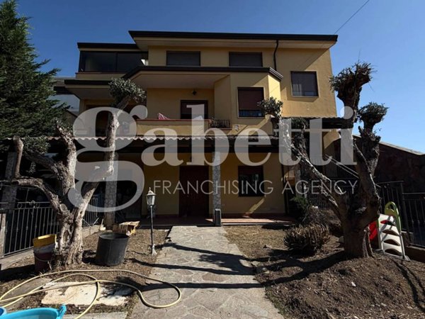 casa indipendente in vendita a San Marcellino
