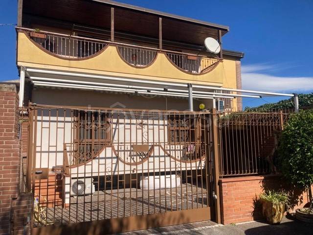 casa indipendente in vendita a San Nicola la Strada