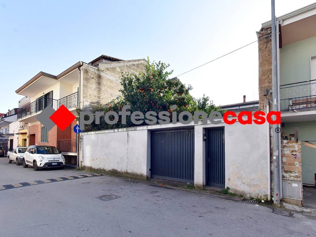 casa indipendente in vendita a San Nicola la Strada