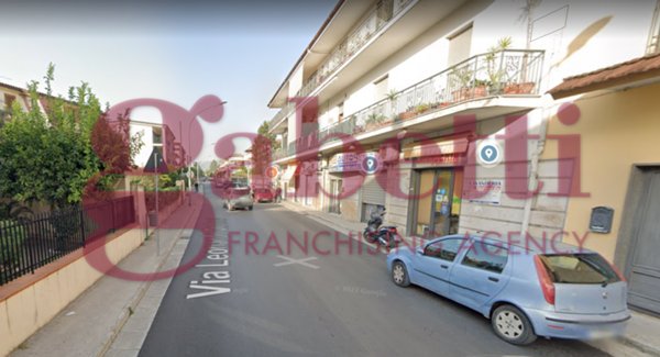 negozio in vendita a San Nicola la Strada