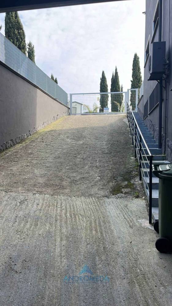 capannone in vendita a San Nicola la Strada