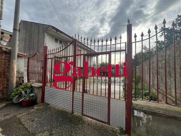 casa indipendente in vendita a San Nicola la Strada
