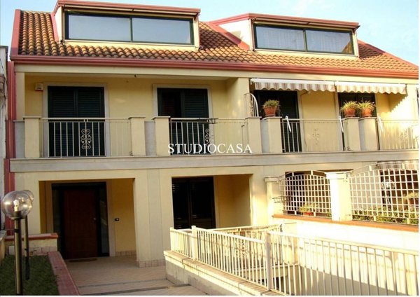 casa indipendente in vendita a San Nicola la Strada
