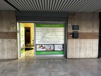 negozio in vendita a San Nicola la Strada