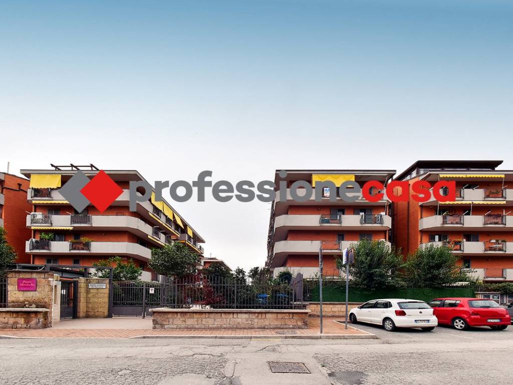 attico in vendita a San Nicola la Strada