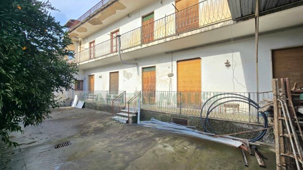 casa indipendente in vendita a San Nicola la Strada