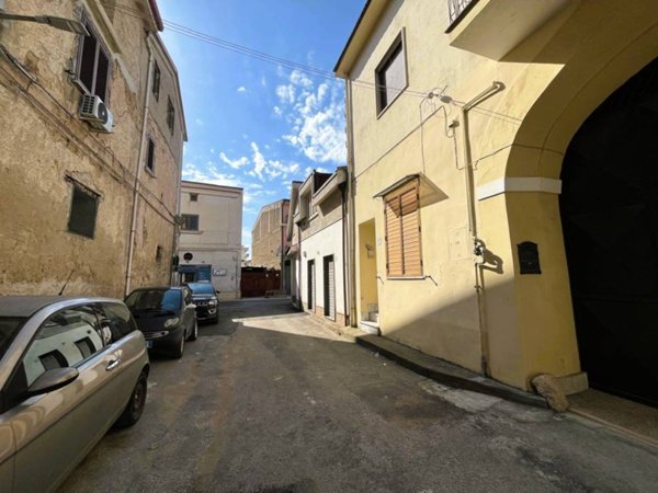 casa indipendente in vendita a San Nicola la Strada