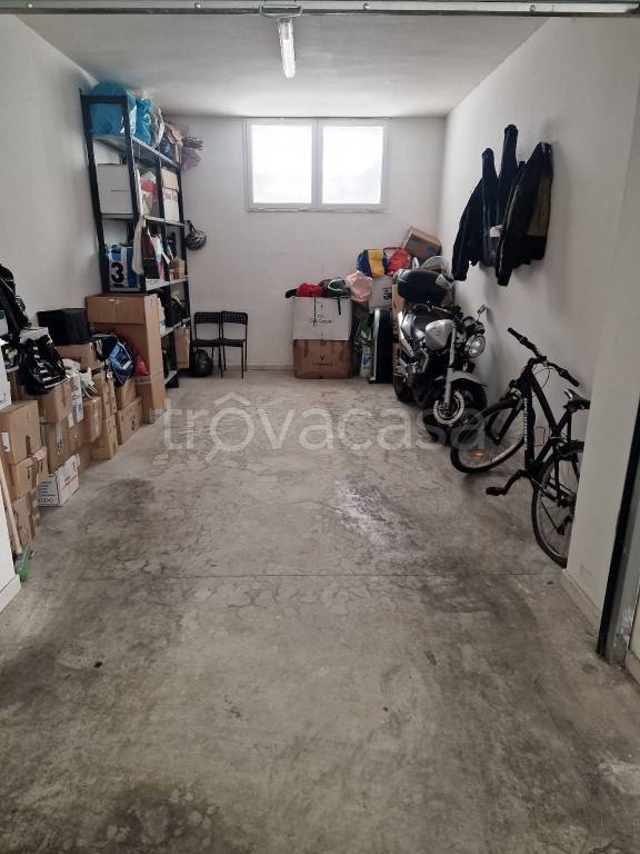 box auto in vendita a San Nicola la Strada