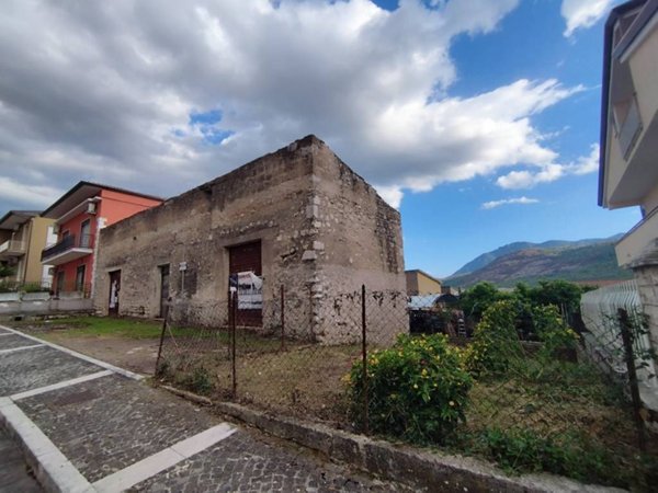 negozio in vendita a San Pietro Infine