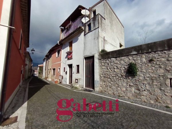 casa indipendente in vendita a San Potito Sannitico