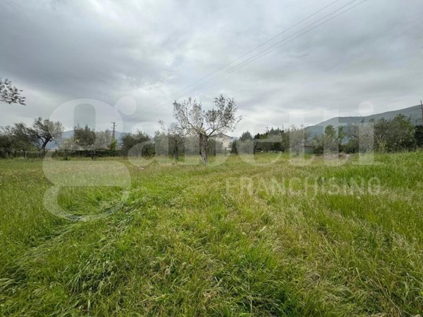 terreno edificabile in vendita a San Potito Sannitico